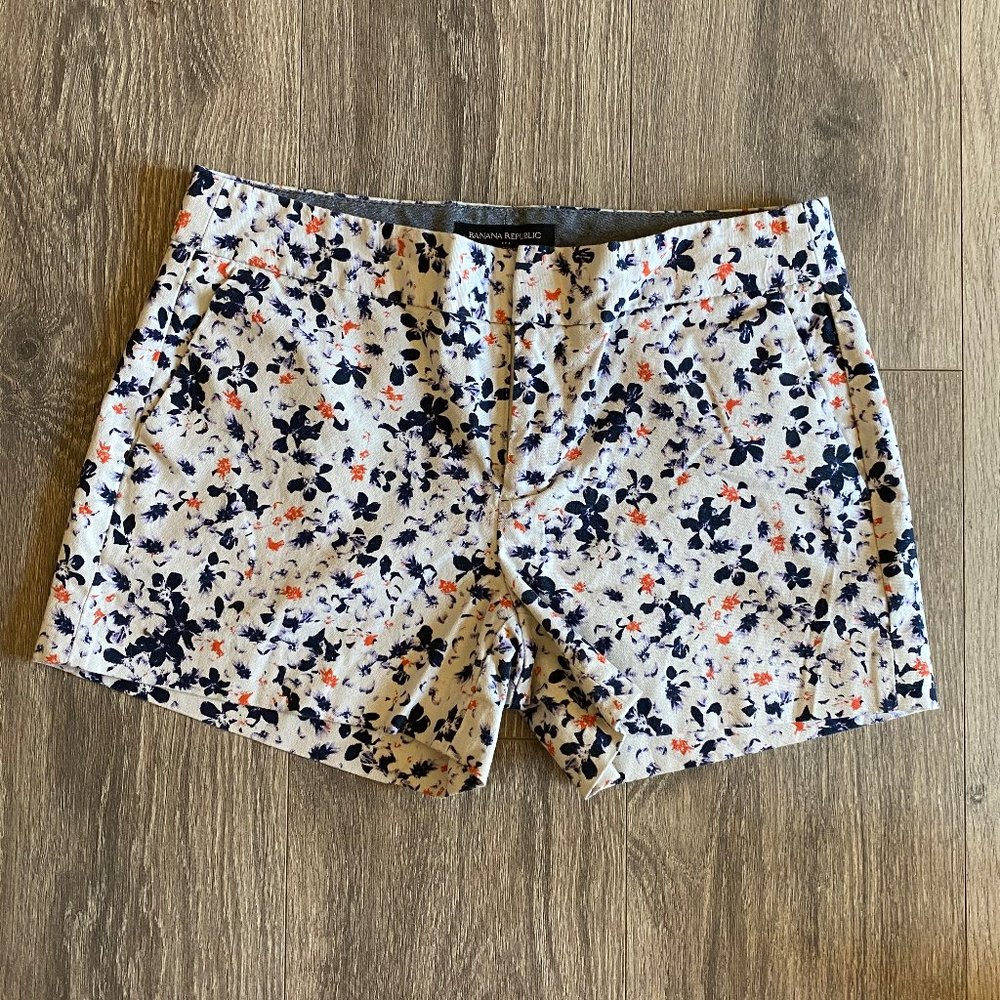 banana republic flower shorts